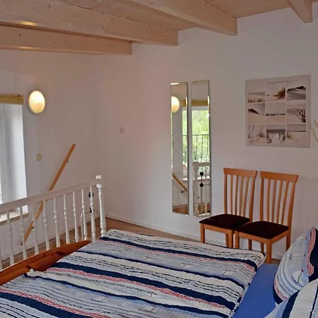 Zum Hafen In Altefähr