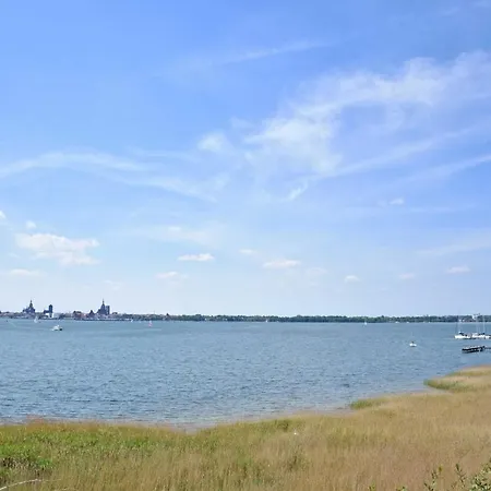 Kwatera prywatna Zum Hafen In Altefähr