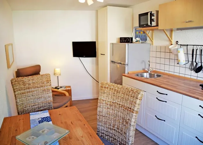 Zum Hafen In 홈스테이 *